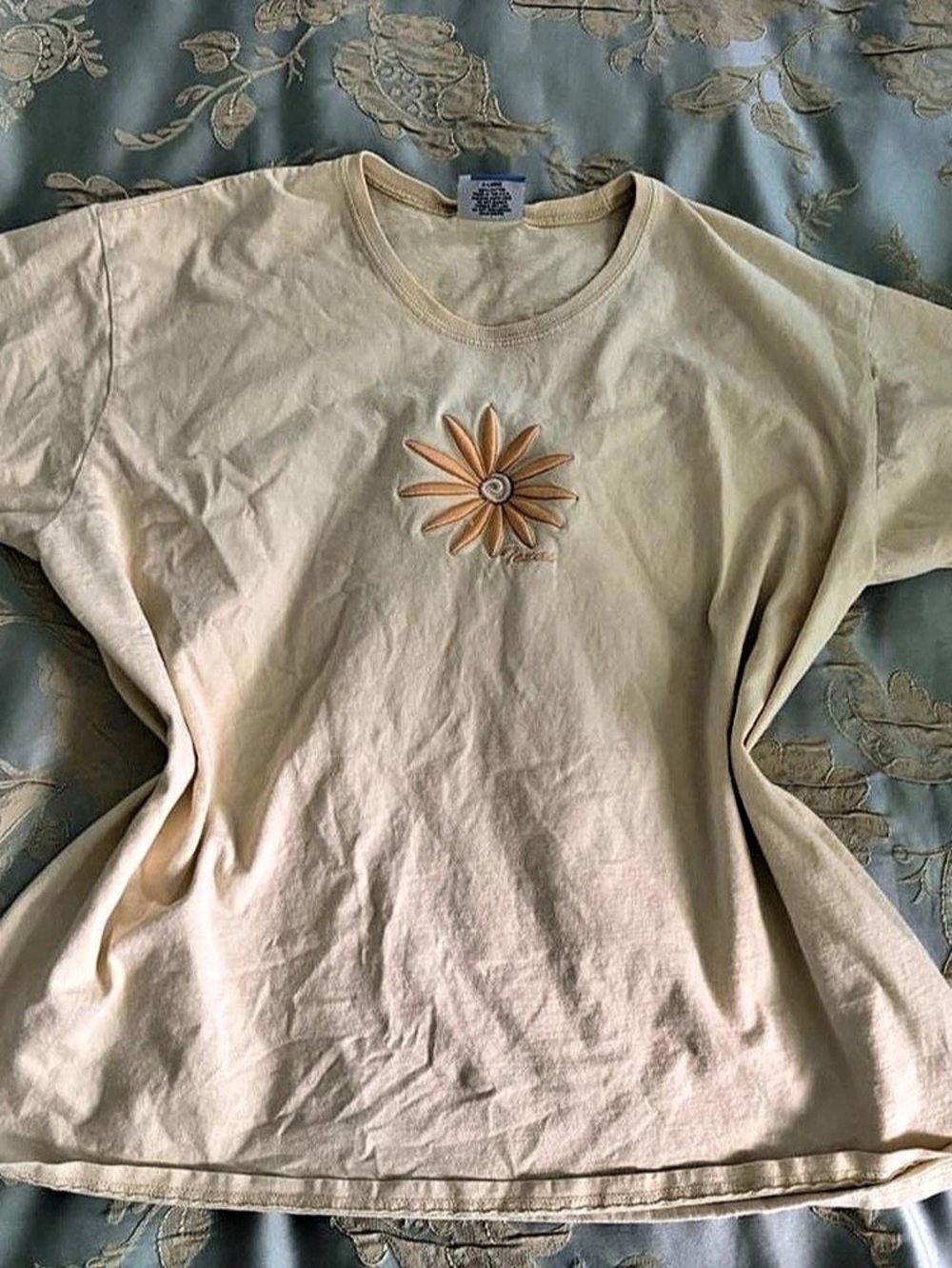 J Shadow Apparel Short Sleeve Floral Embroidered Tee in Butter Yellow Size XL